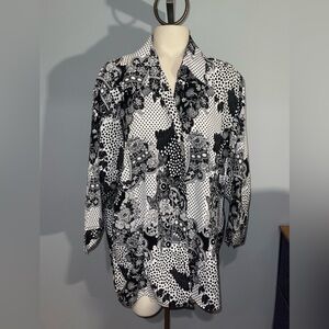 Apparenza Black and White Floral Blouse button up shirt top woman’s 3X
